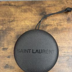 Saint Laurent Speaker