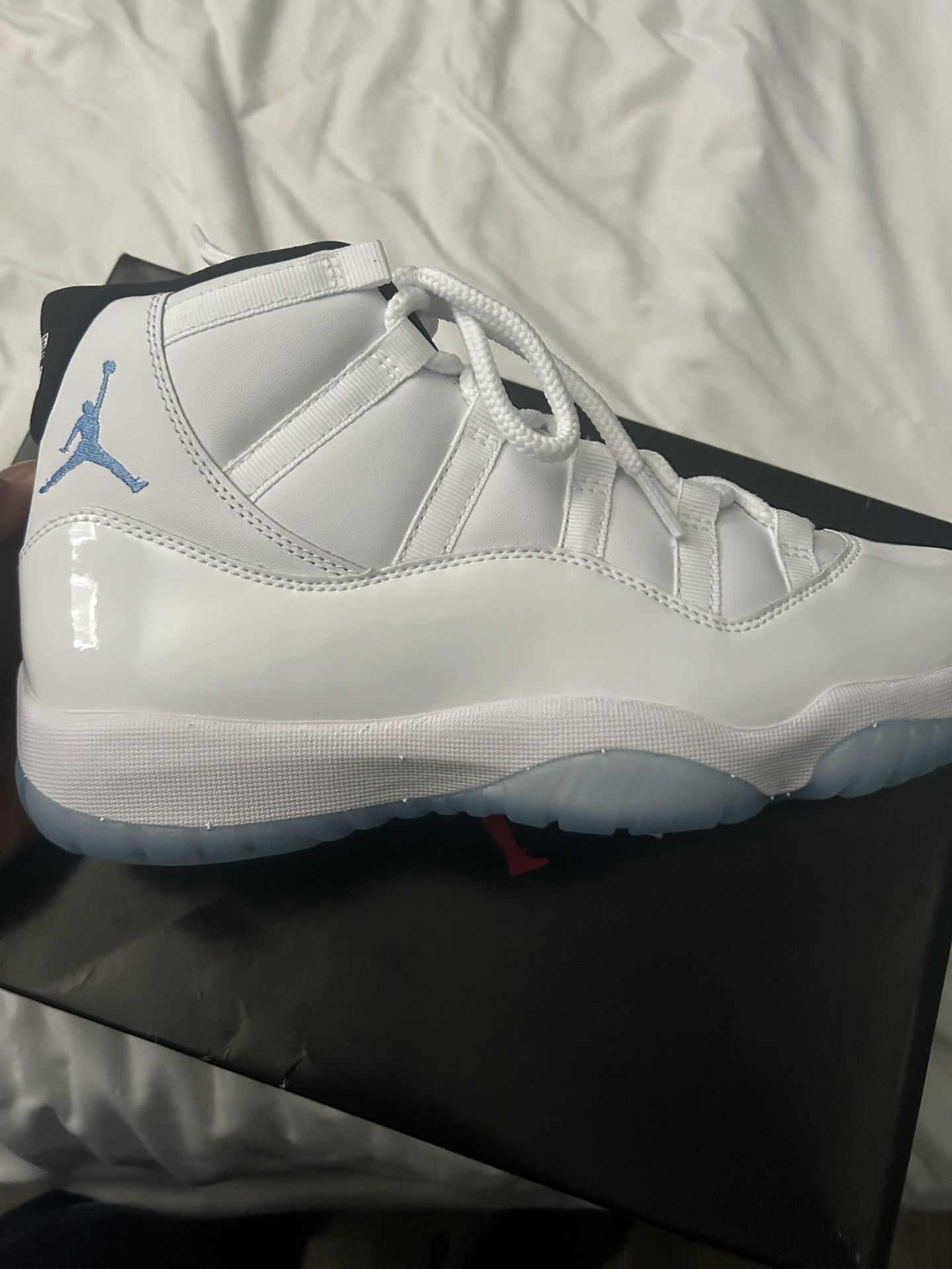 Legend Blue 11 Size 10 Dead stock Goat Aunthiencator