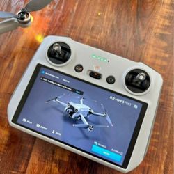 DJI     Mini     Drone 