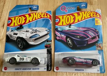 Hot Wheels 2-Pack Corvette Grand Sport & RRRoadster