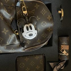 ‼️BRAND NEW IN BOX LV BUNDLE‼️