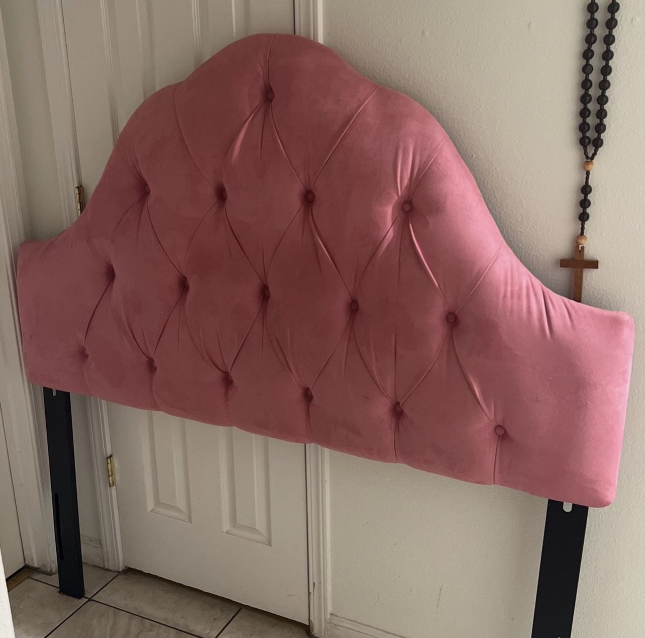 cabesera rosa tamaño full