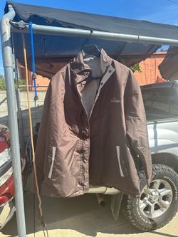 Snow jacket
