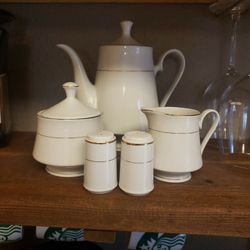 Classic Elegance Tea Set