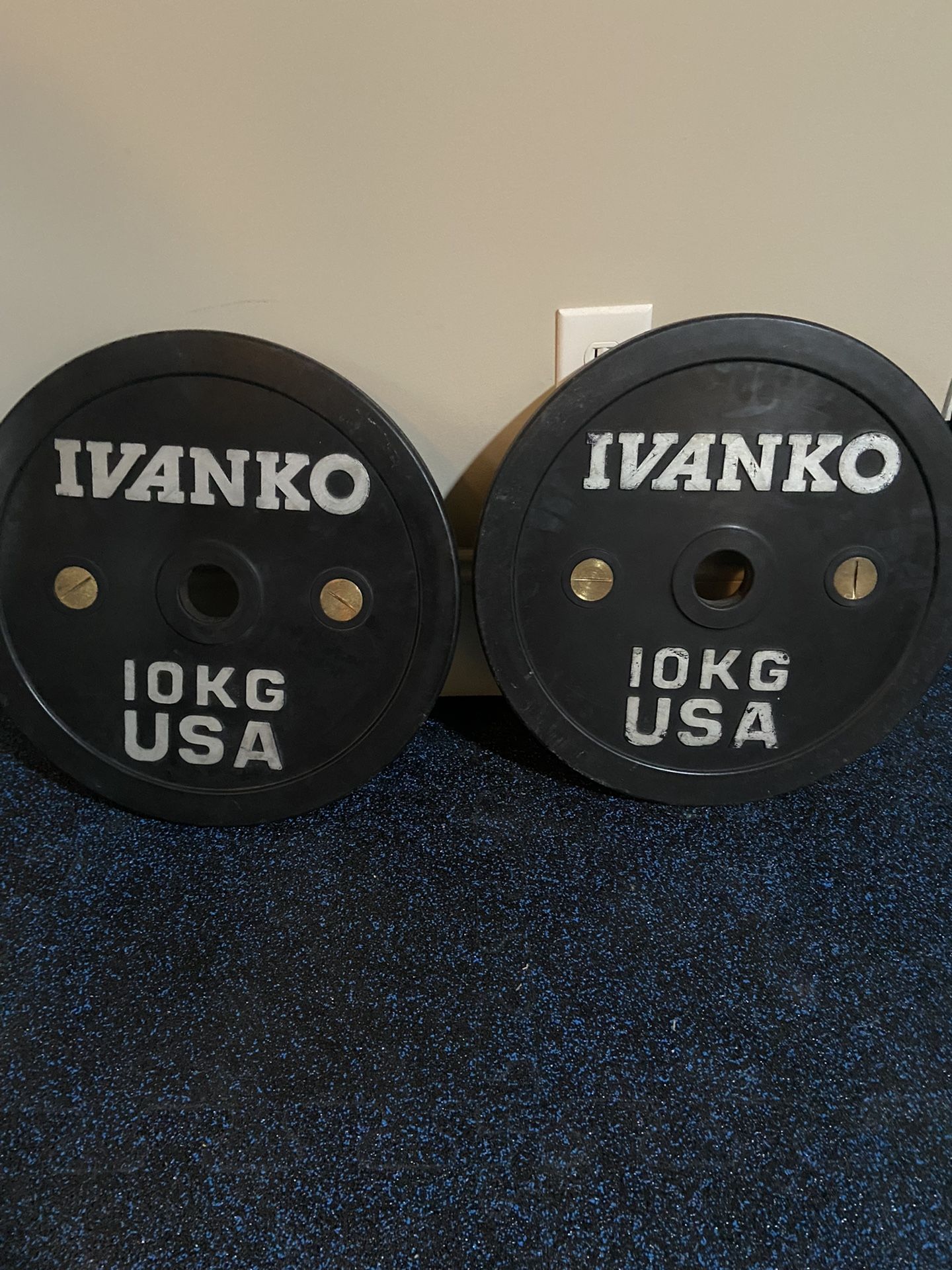 10kg Ivanko Calibrated Bumper Plates