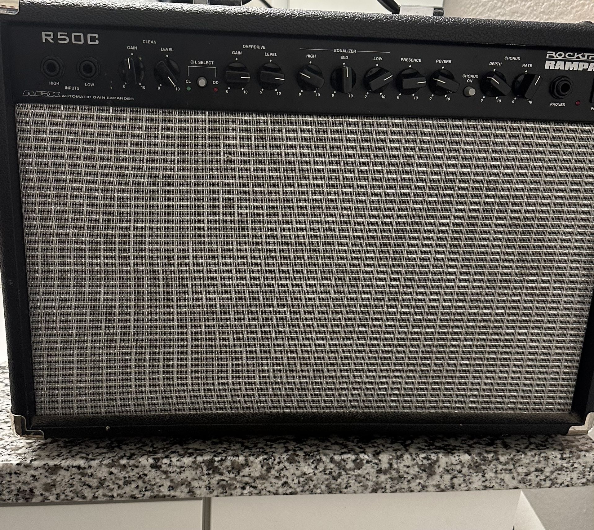 R50C Rampage Guitar Amp NEED GONE