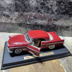 1/18 MAISTO 1956 CHRYSLER 300B COUPE DARK RED WITH BEIGE INTERIOR