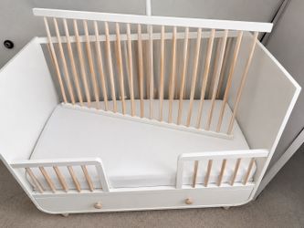 Crib/Transitional Toddler Bed