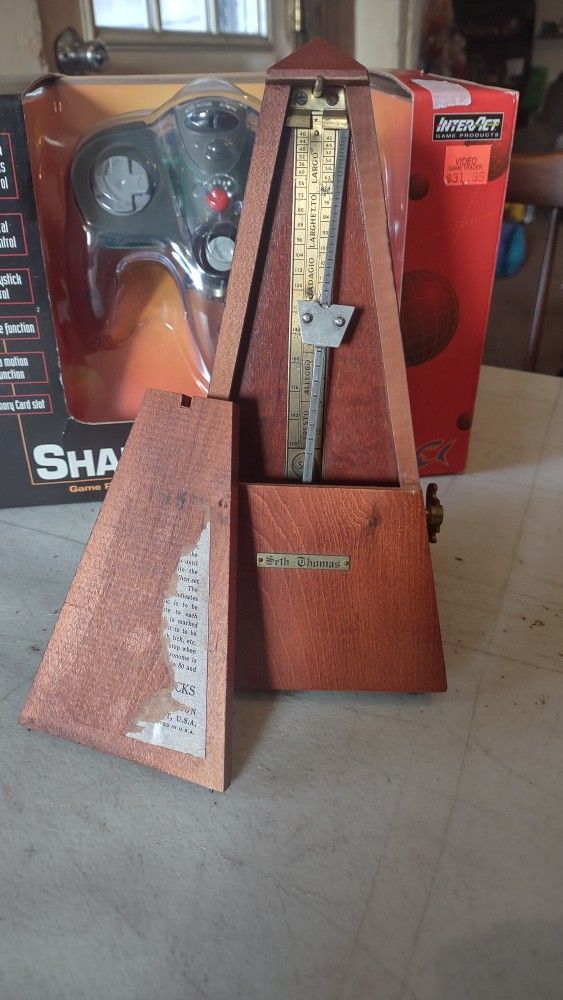 SETH THOMAS Metronome DE MAELZEL Wood Wind Up Music Timer Model E873-111