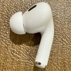 Apple Airpod Pro 2nd generation right Ear. Excellent Condition 