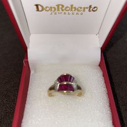 Beautiful Diamond And Ruby Ring