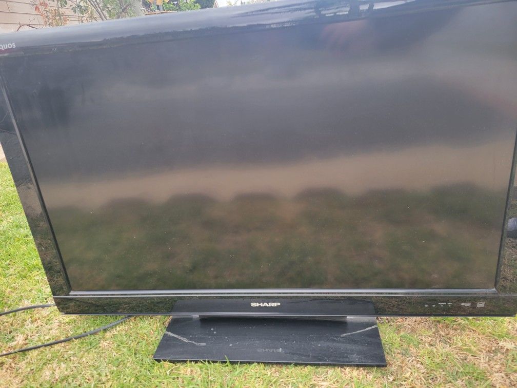 40-inch SHARP TV