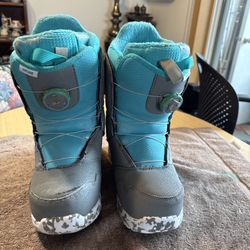 Burton ZIPLINE BOA JR SB BOOTS Girls Snowboard Boots Grey Junior  size 7 