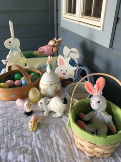 Table-o-Easter Stuff