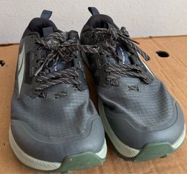 Altra Running Shoes – Blue – Size 8.5 in women’s