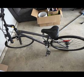 Infinity Boss Three 7 Speed 700c Men's Hybrid Bike