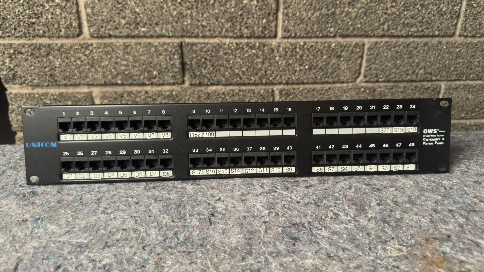 Unicom 48-Port Cat5 Patch Panel 