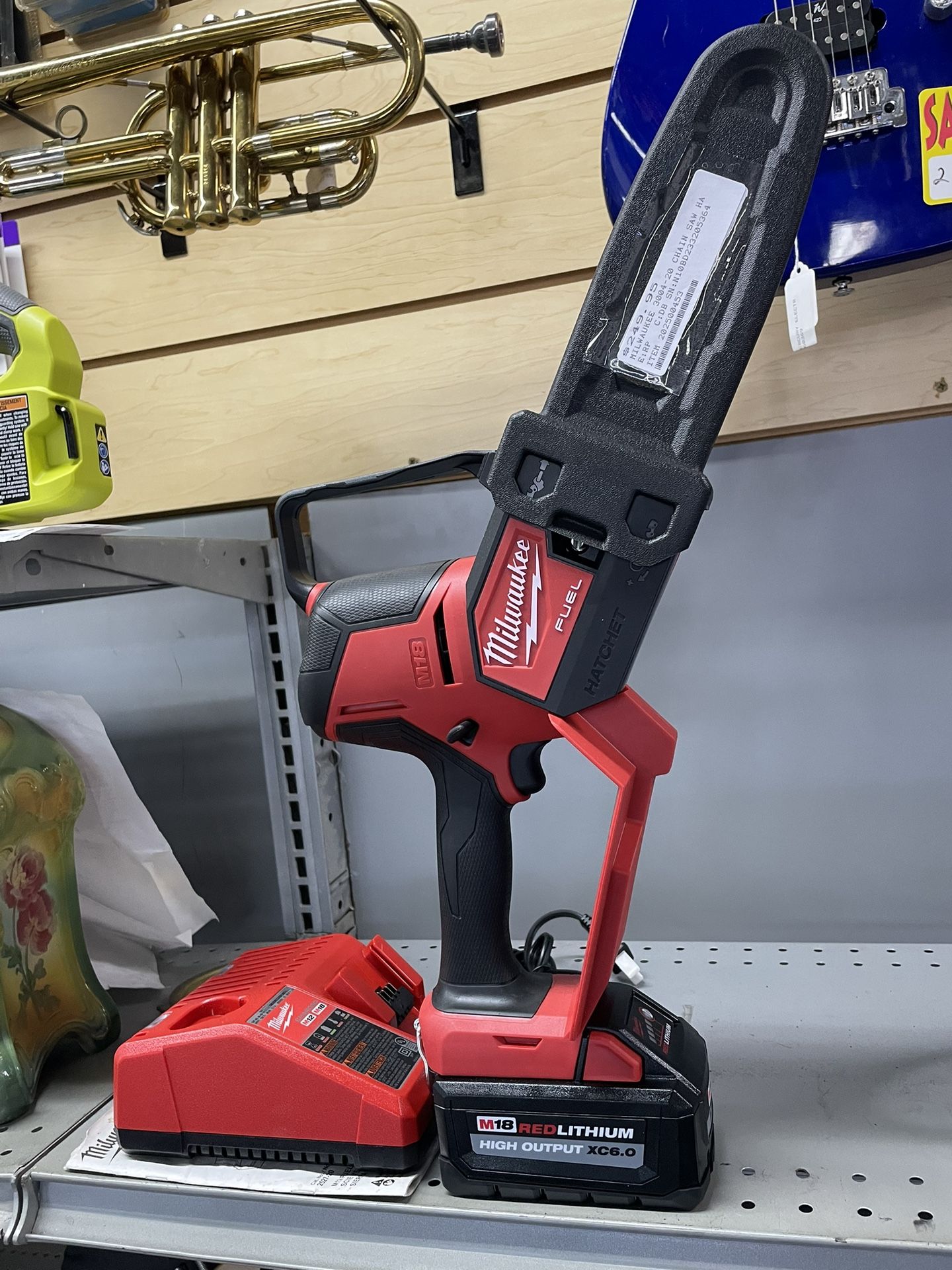 Milwaukee Chain Saw M18 Fuel Model: 3004-20