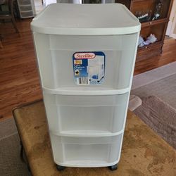 27x13x16 Three Drawer Rolling Storage Bin 