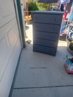 5 drawer dresser