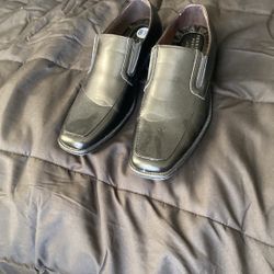 Men’s Black Dress Shoe