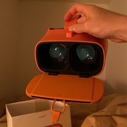 Google Daydream VR Goggles With Box