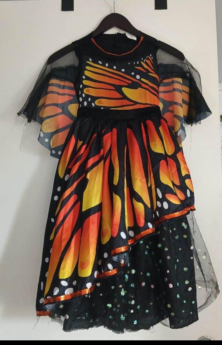 Girl's Butterfly Halloween Costume Size 6-7