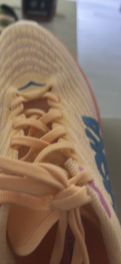 Ladies Almost New  Hoka  8.5