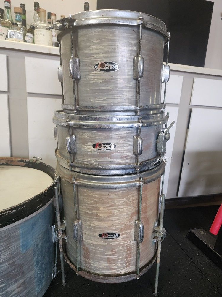Vintage 1970s Pearl President Series Drum Set – Concert Toms & Bass Drum