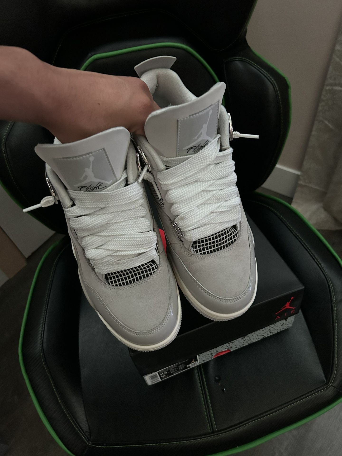 Jordan 4 Frozen Moments