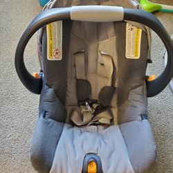 Chicco Keyfit 360 Carseat & Stroller 