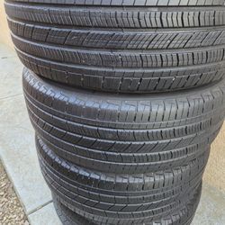 Set Of 4  265/60R18 