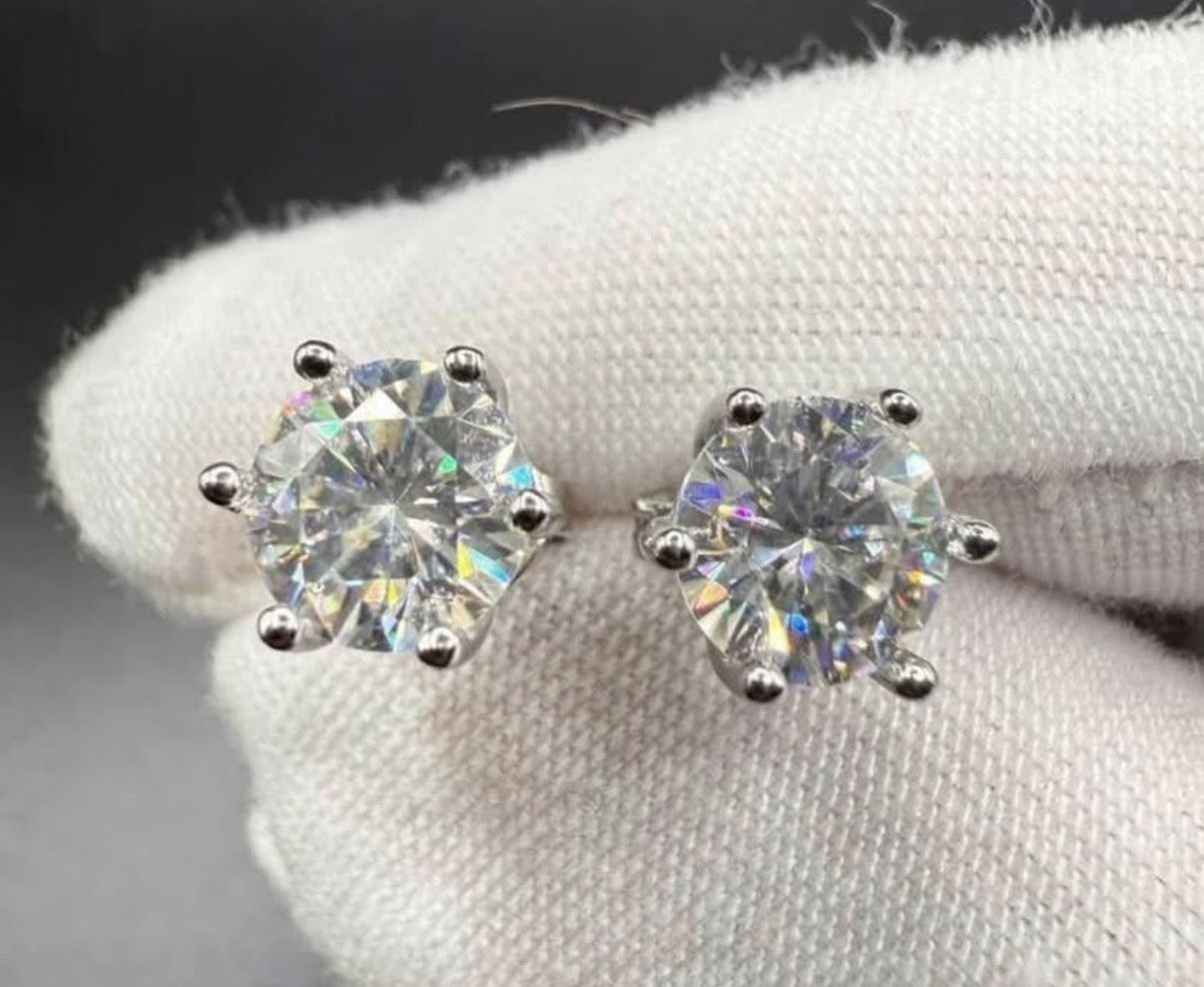 VVS Moissinite Earrings