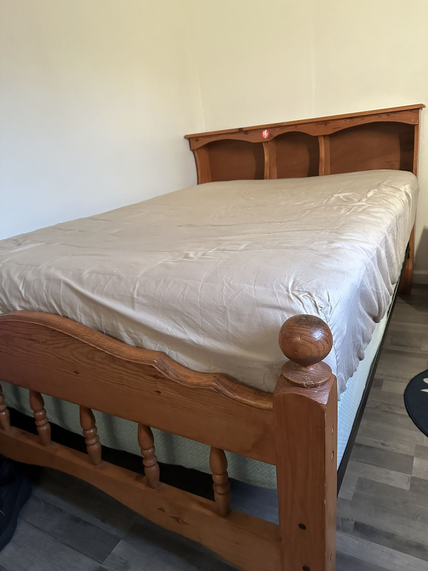 Solid Wood Bed Frame 