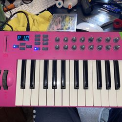E-MU Systems Xboard Professional 49 Key MIDI Controller USB or AC Powered EM7705 