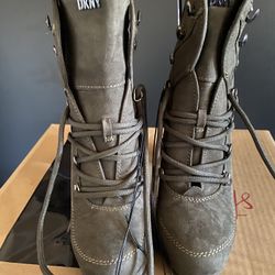Ladies DKNY Boots