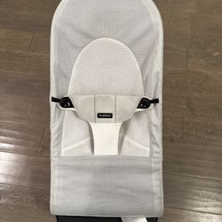 Baby bouncer