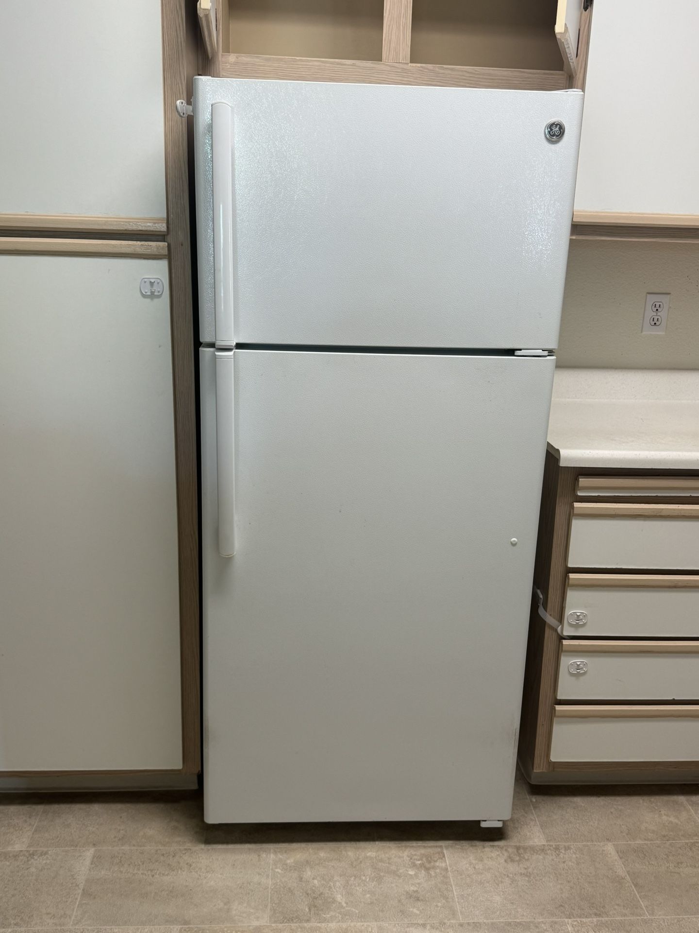 Refrigerator Good Condition