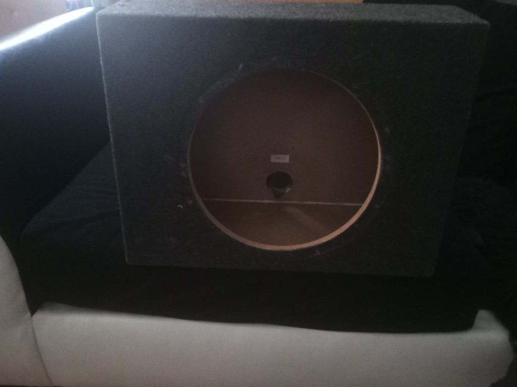Box subwoofer 12 inches
