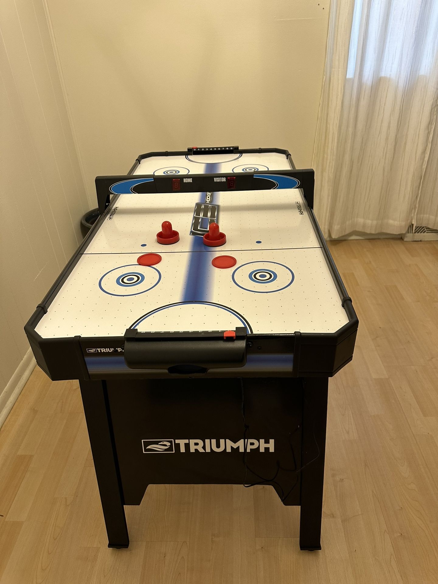 Air Hockey table 