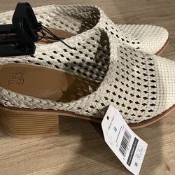Time & True Ivory (Off-White) Woven Mule Shoes; Open Back; Stacked Heel U S size 8M; EU39.5 New with tag but without box 