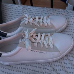 tommy hilfiger shoes