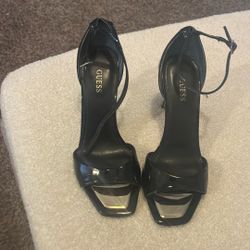   Guess women's shoes size 7