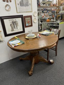 Antique Oak Table Claw Foot Round