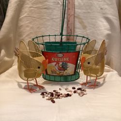 Farmhouse Rooster Cuisine Basket & Chicken Decor Set