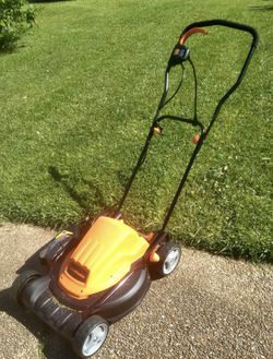 Lawm Mower