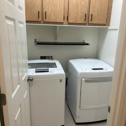 LG WASHER AND GAS DRYER
