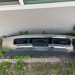 Ford F-250 To F-550 Front Bumper With Holes For Side Fenders
