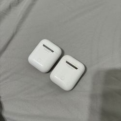 Apple AirPods Case