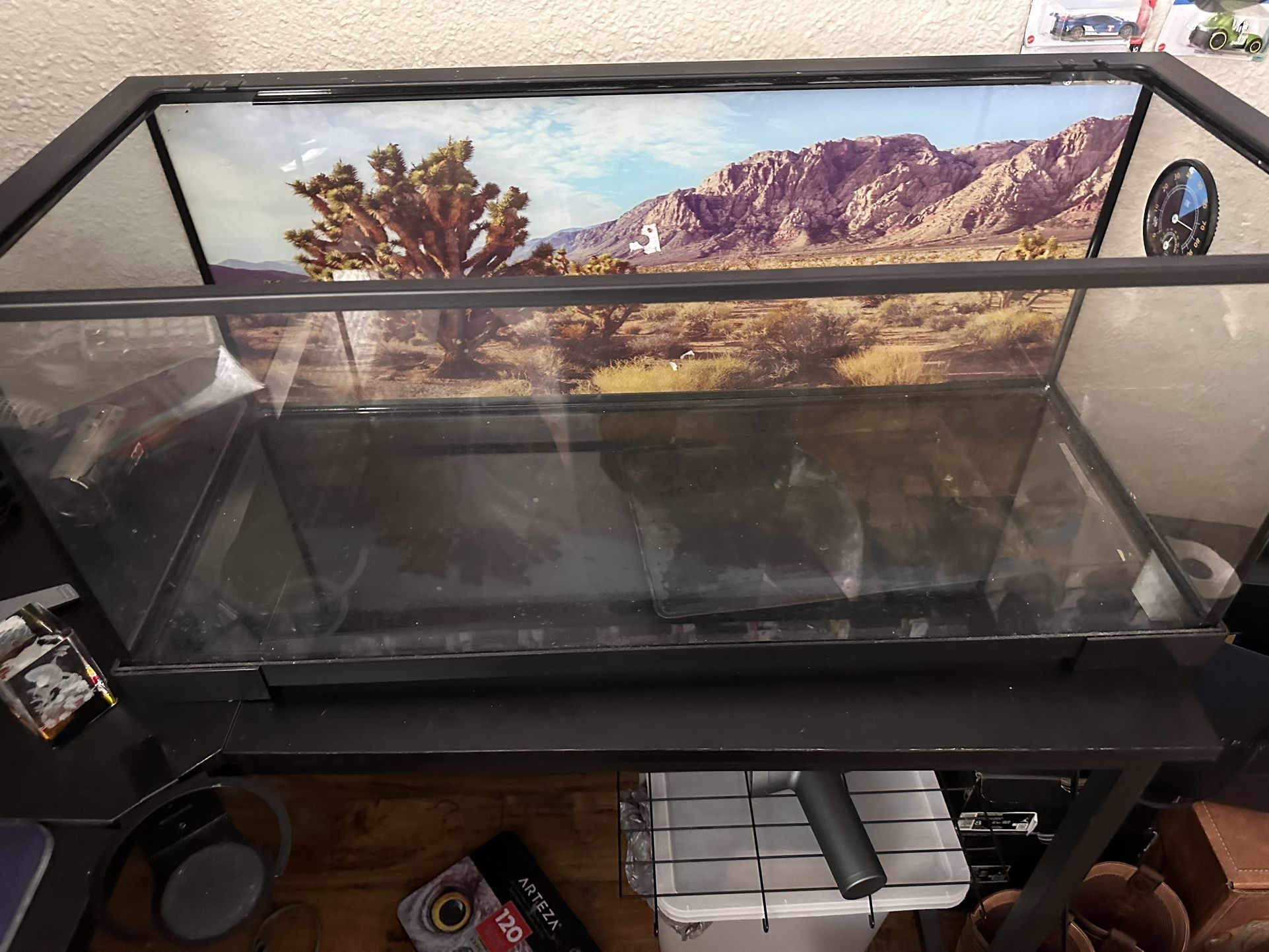 20 Gallon Reptile tank